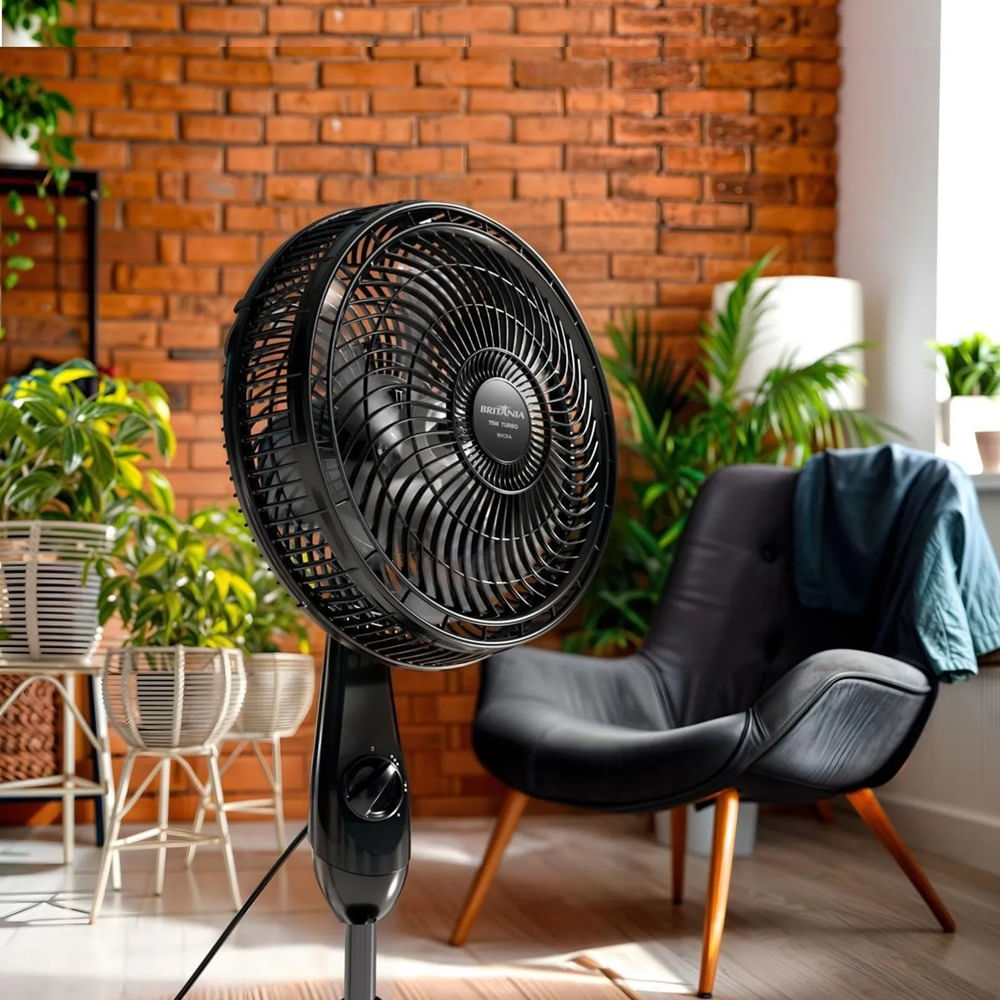 Ventilador de Coluna Britânia 30cm 6 Pás Preto BVC31A - 220 Volts